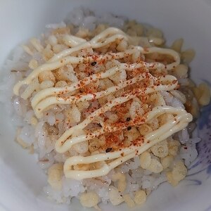 天かすごま油つゆかけご飯